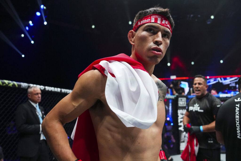 Jesus Pinedo (25-6-1) def. Gabriel Braga (16-3) via KO (punches) at 1:16 of round one